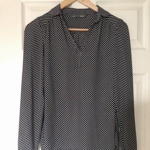 Smart Set Black & White Polka Dot V Neck Blouse XS